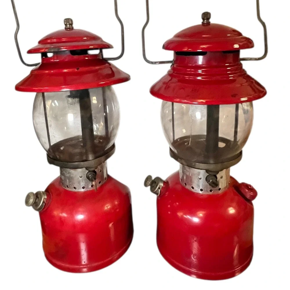 Two VTG Coleman Red 200A Lanterns Single Mantle Pyrex Globe 1962 & 1963 Made USA